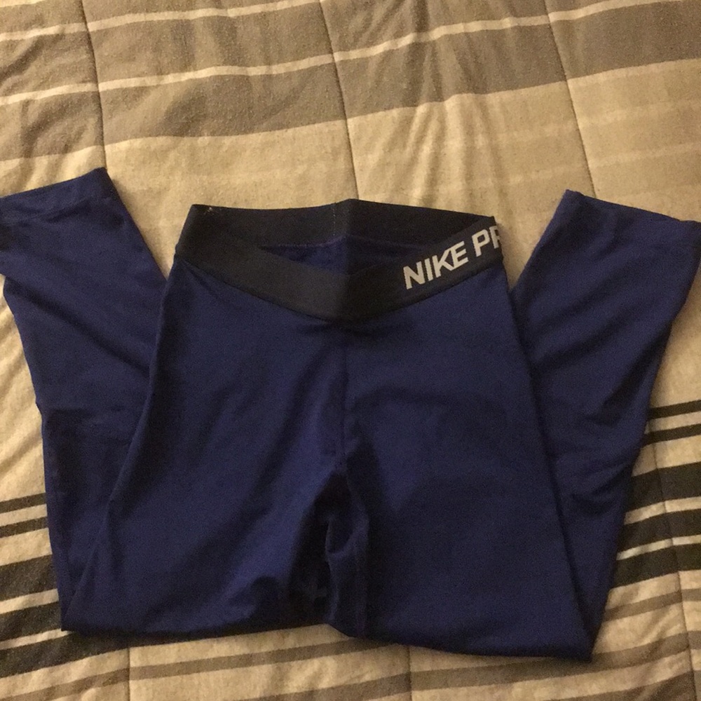 NIKE PRO Capri leggings